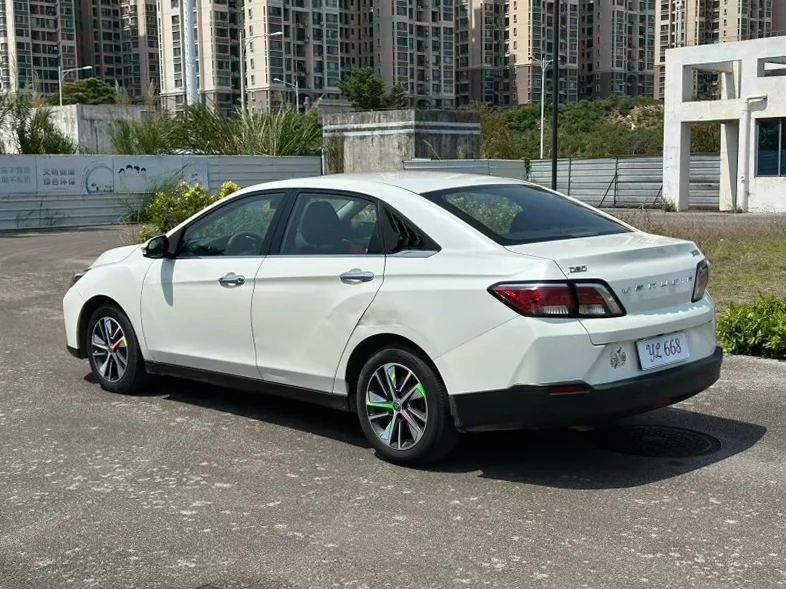 启辰D60 后面外观二