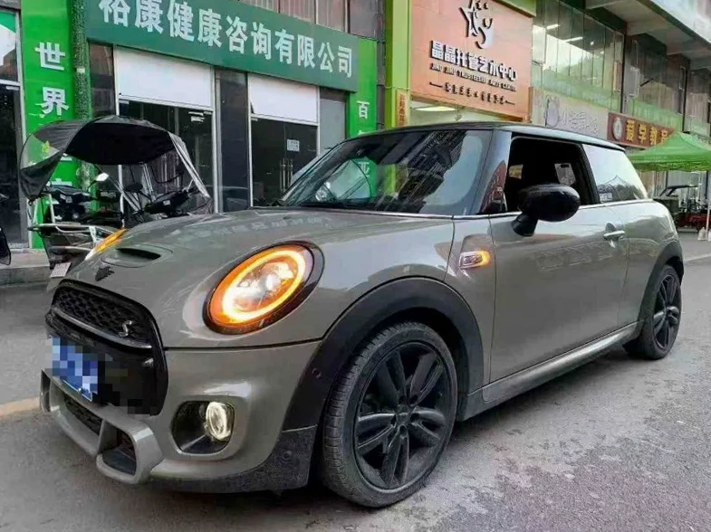 宝马迷你 正面外观三