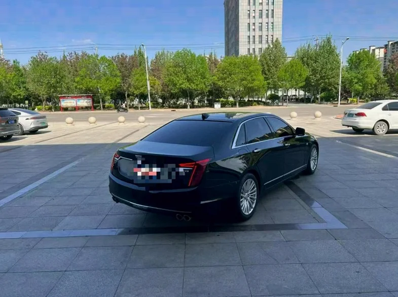 凯迪拉克CT6 后面外观三