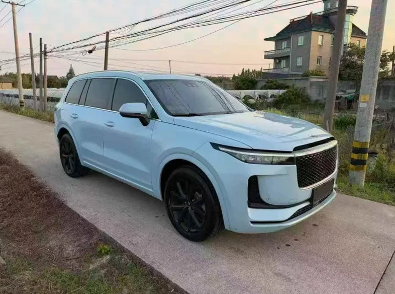 理想ONE 正面外观二