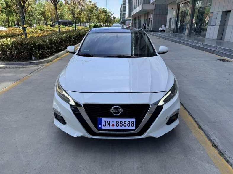 20年日产天籁2.0L XL舒适版