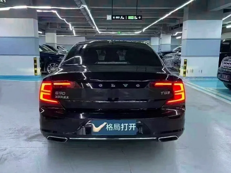 沃尔沃S90 驾驶室