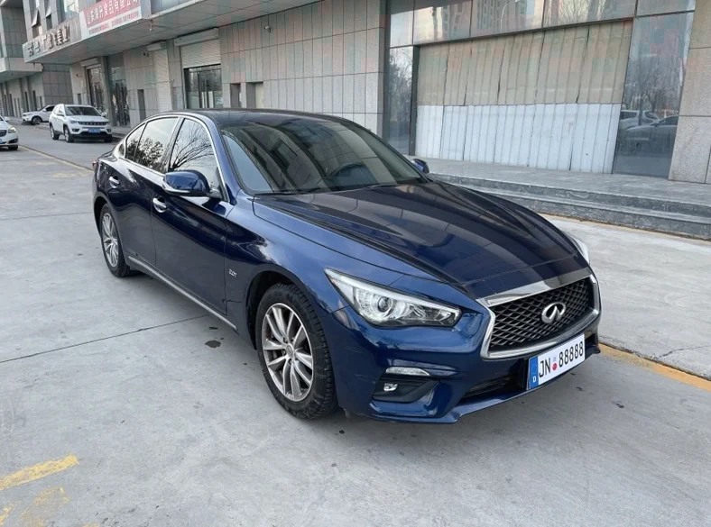 英菲尼迪Q50L 正面外观三