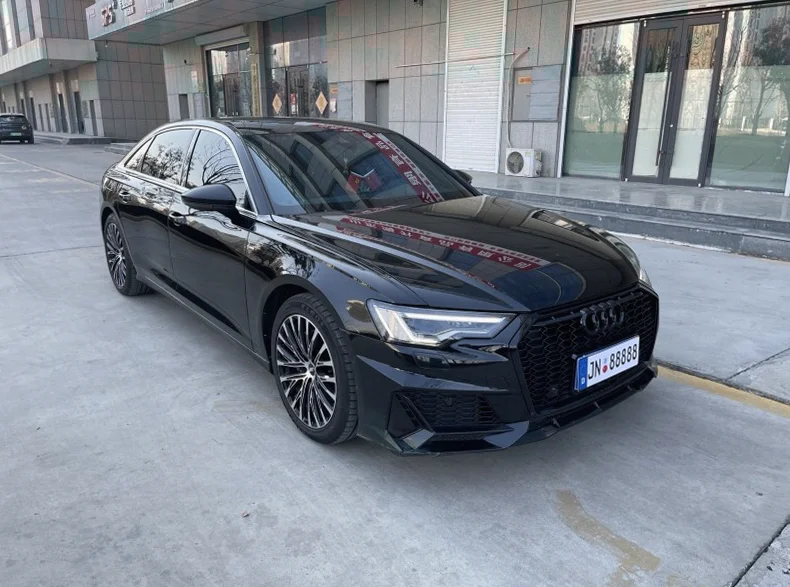 奥迪A6L 正面外观三