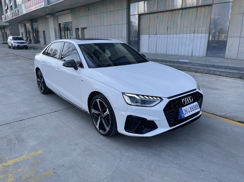奥迪A4L 正面外观三