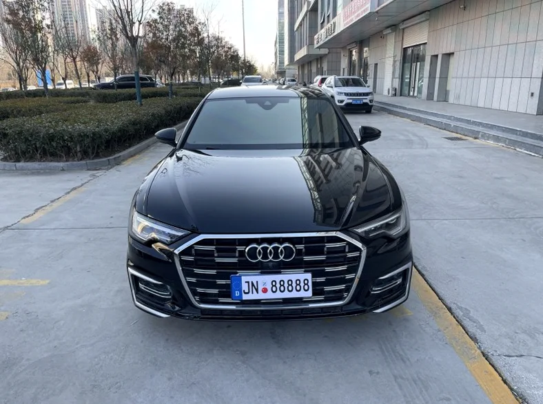 24年奥迪A6L 45 TFSI 臻选动感型