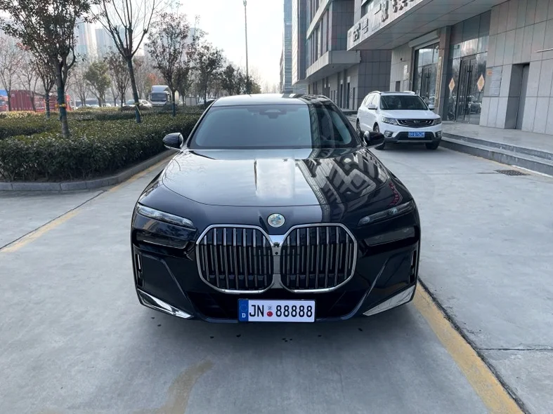24年宝马735Li M运动套装