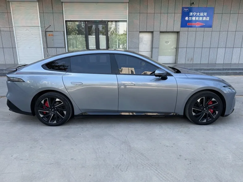 东风奕派 正面外观三
