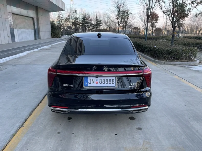 红旗H5 后面外观二