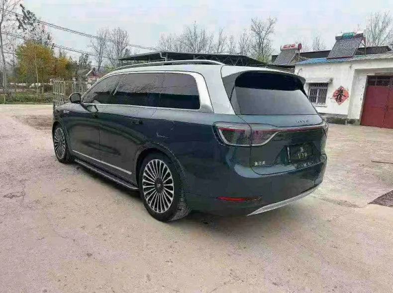 华为智选问界 正面外观二