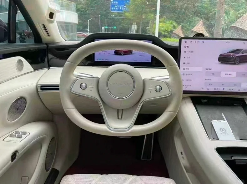 华为智选享界 内饰后排