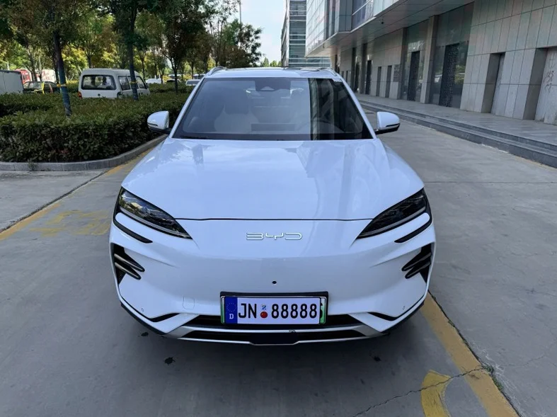 25年比亚迪宋PLUS EV 旗舰型