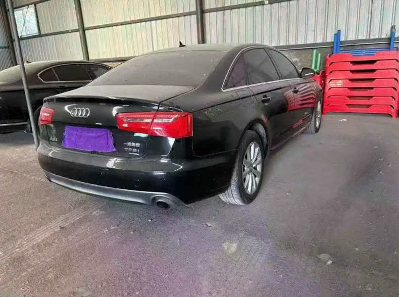 奥迪A6L 驾驶室