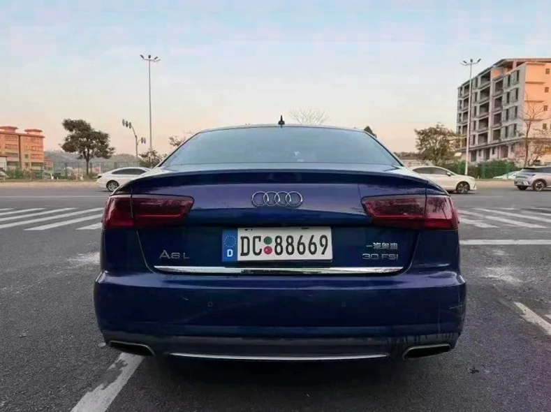 奥迪A6L 驾驶室