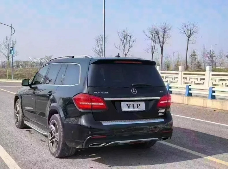 奔驰GLS 内饰前排