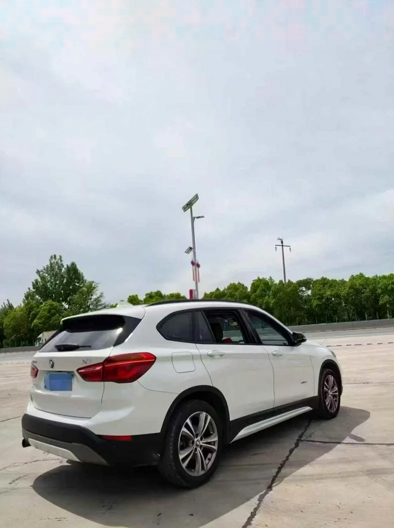 X1宝马 内饰后排