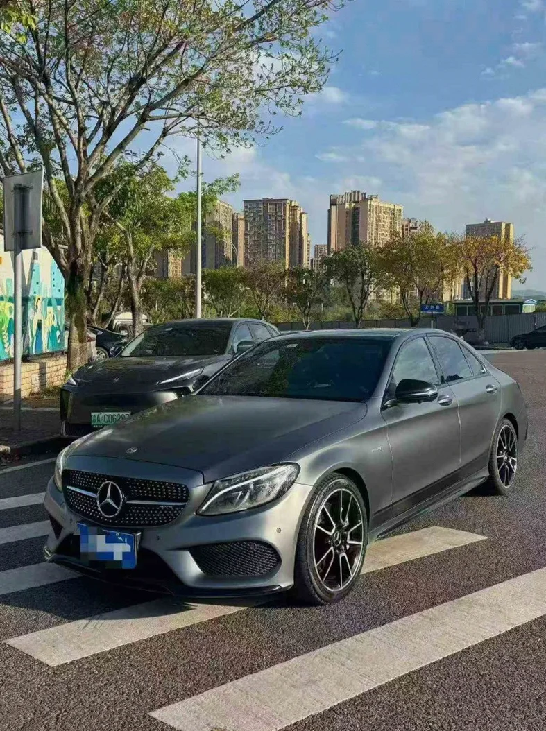 奔驰AMG 正面外观二