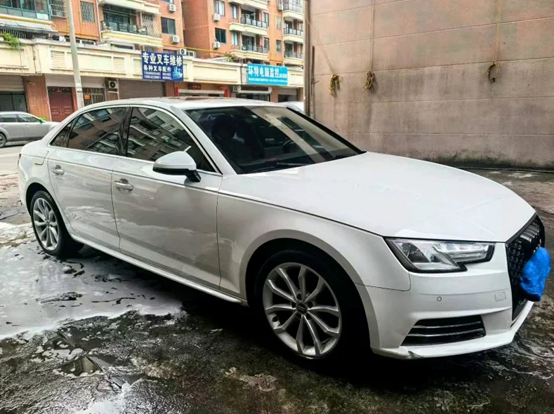 奥迪A4L 正面外观三
