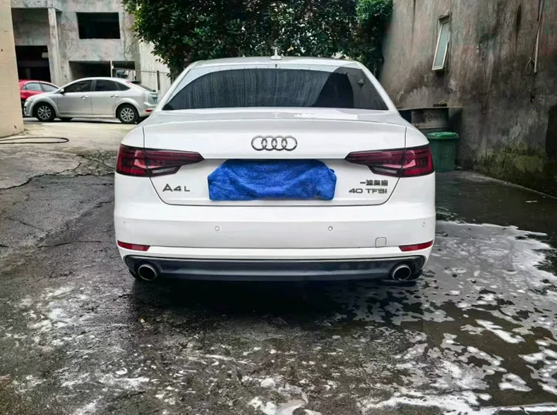 奥迪A4L 后面外观二
