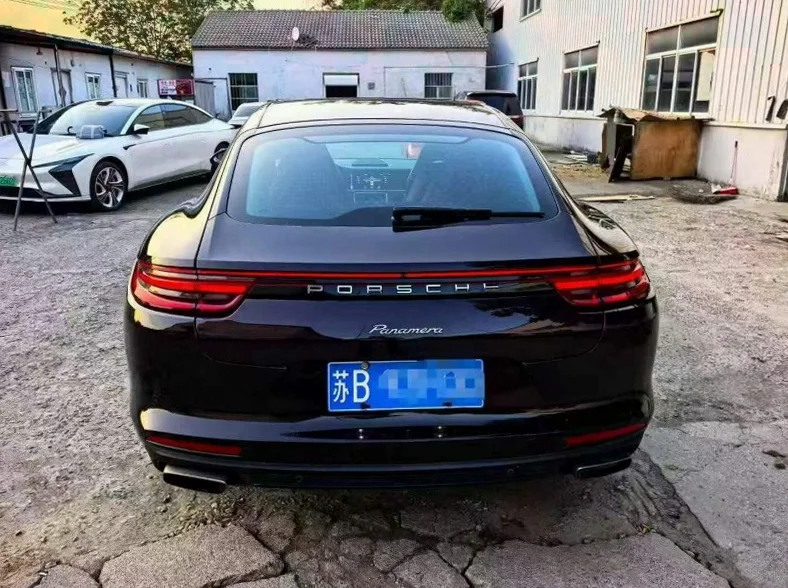保时捷帕拉梅拉 驾驶室