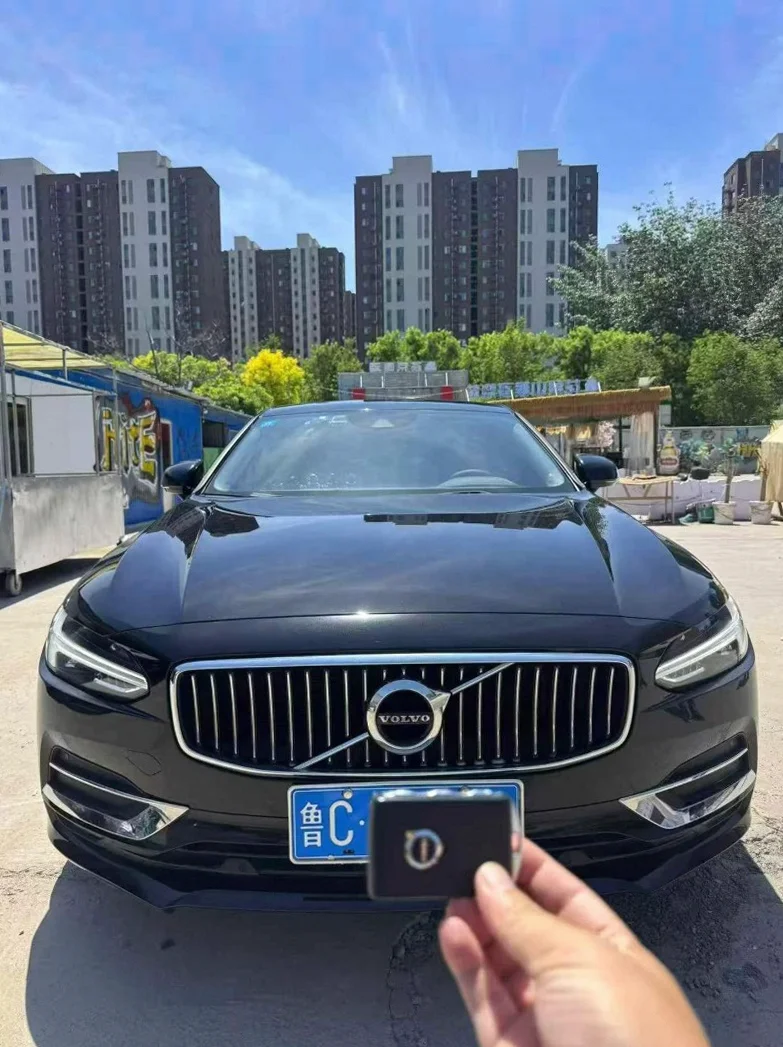 2019年沃尔沃S90