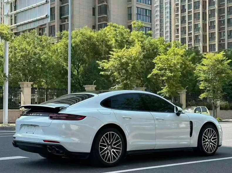 保时捷帕拉梅拉 内饰前排