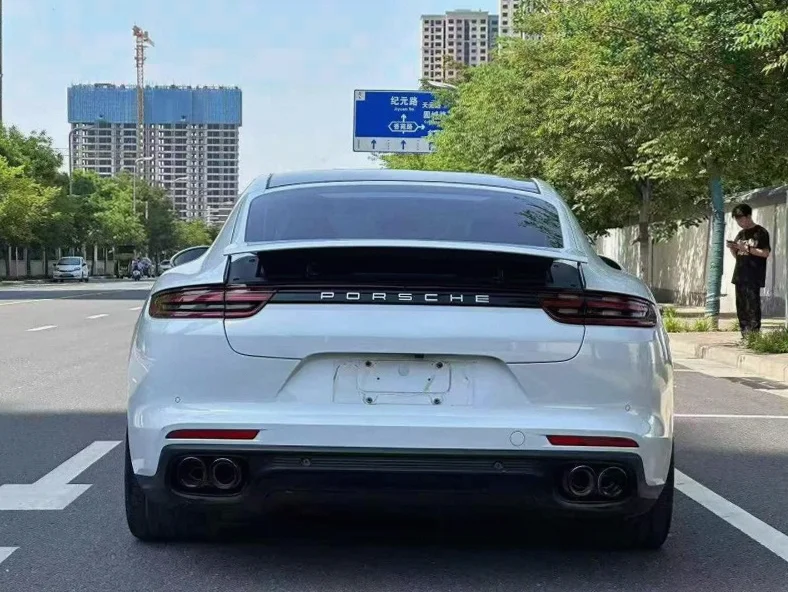 保时捷帕拉梅拉 驾驶室
