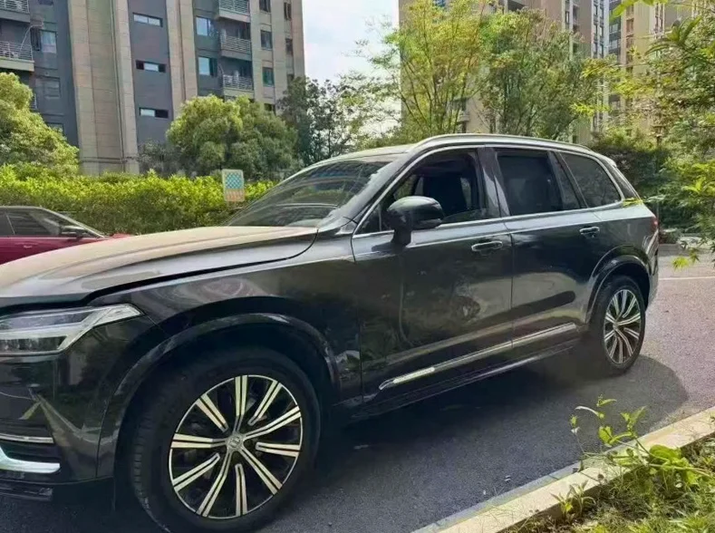 沃尔沃XC90 正面外观二