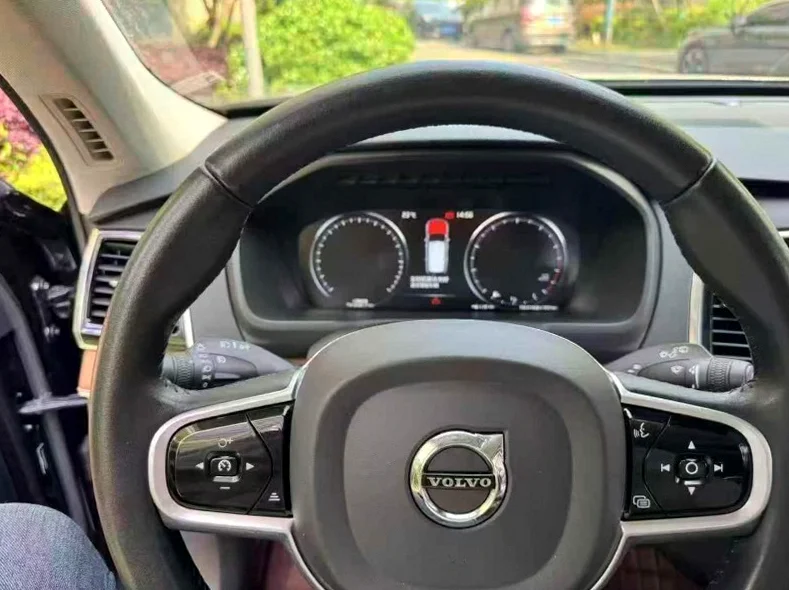 沃尔沃XC90 后面外观三