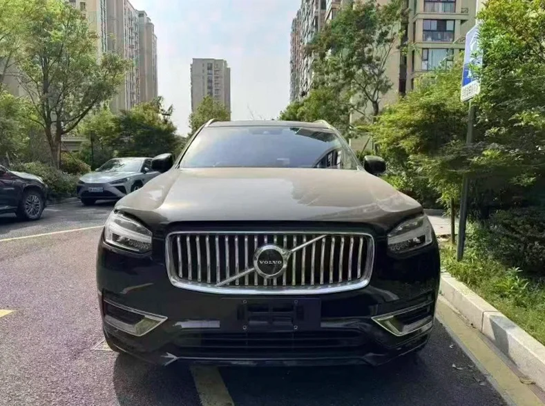 20年沃尔沃XC90 T6智雅豪华版