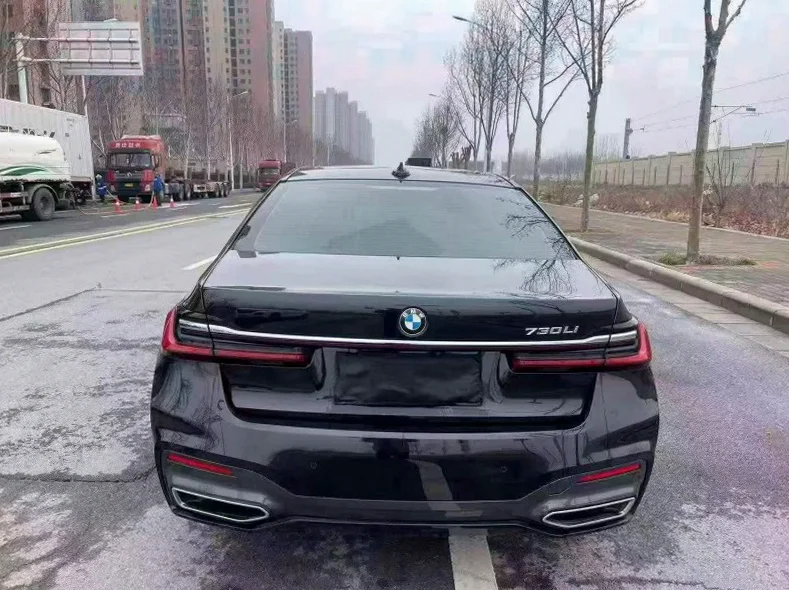 宝马7系 内饰后排