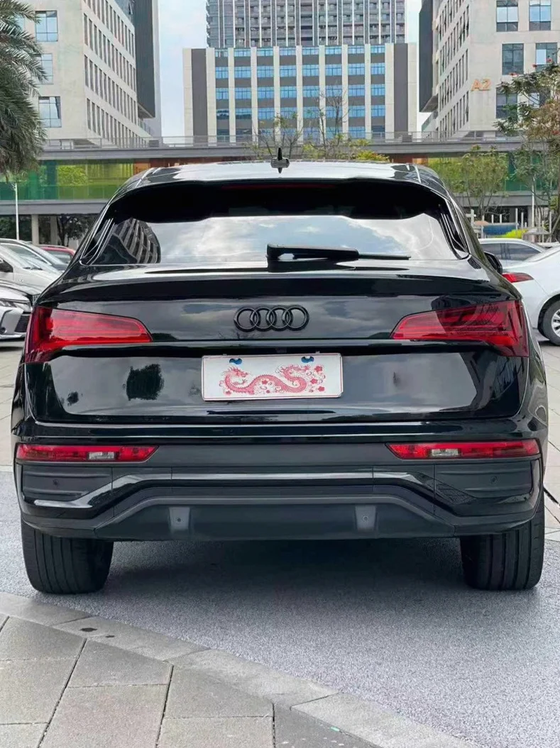 奥迪Q5 驾驶室