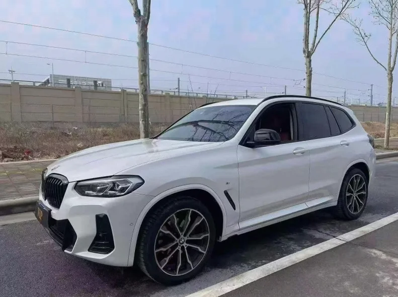 宝马X3 正面外观三