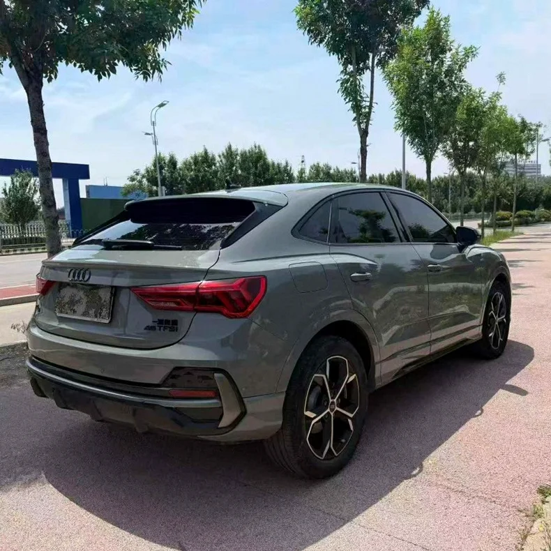 奥迪Q3 后面外观一