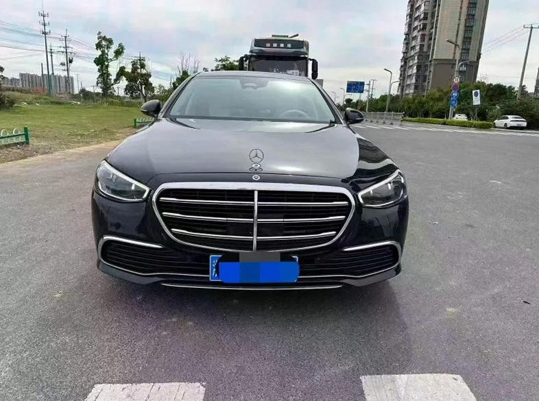 24年奔驰S400L豪华版