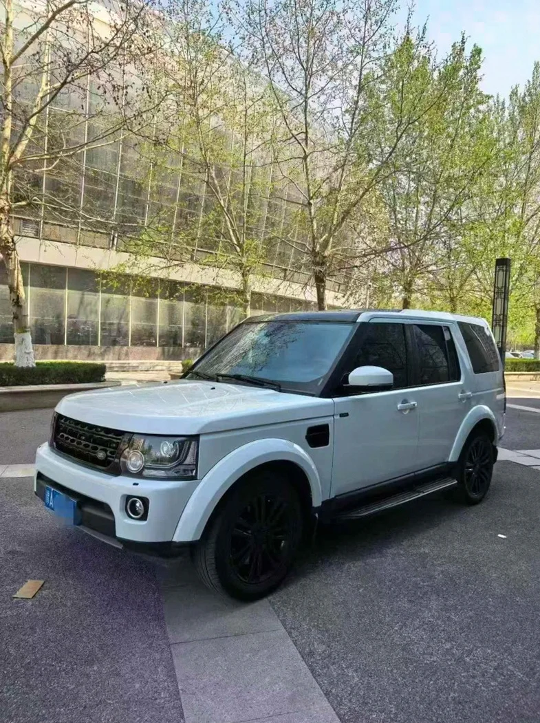 路虎发现 正面外观三