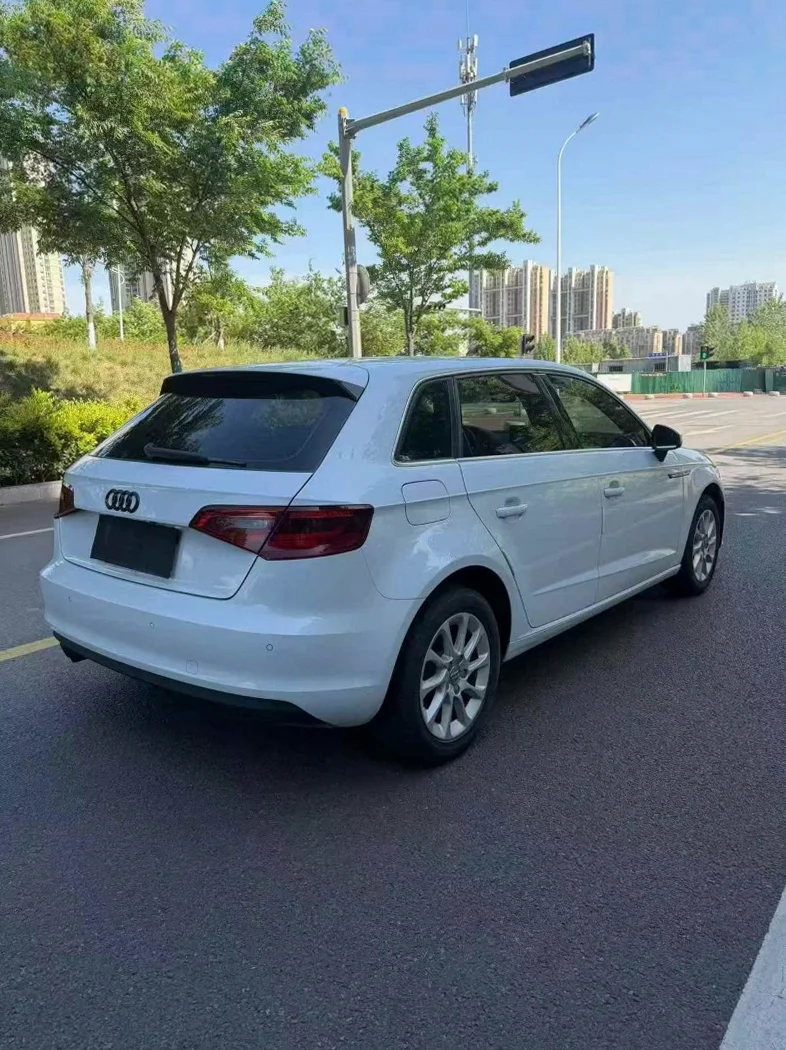 奥迪A3 驾驶室