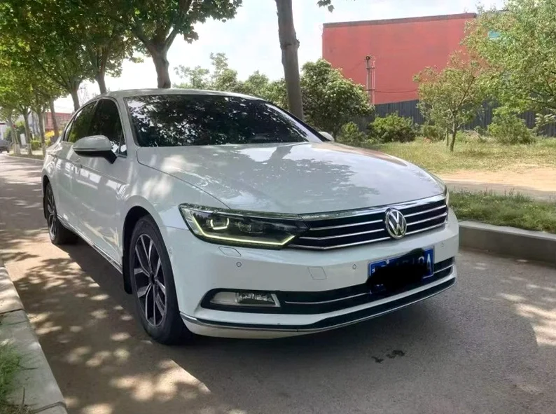 大众迈腾 正面外观三