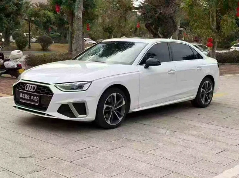 奥迪A4L 后面外观三