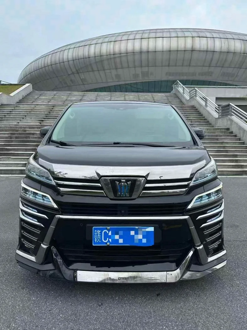 21年丰田威尔法双擎至尊版