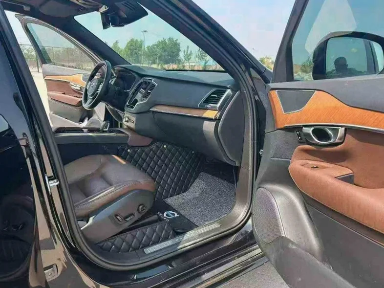 沃尔沃XC90 后面外观三