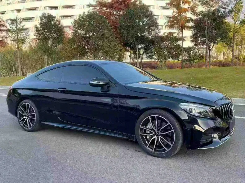 奔驰AMG 正面外观三