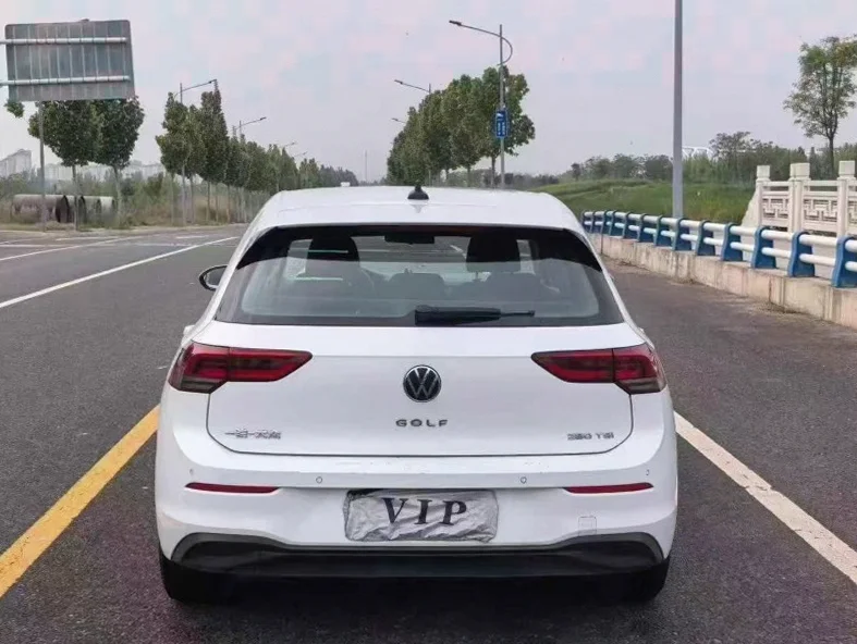 大众高尔夫 驾驶室
