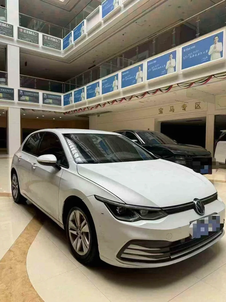 大众高尔夫 正面外观二