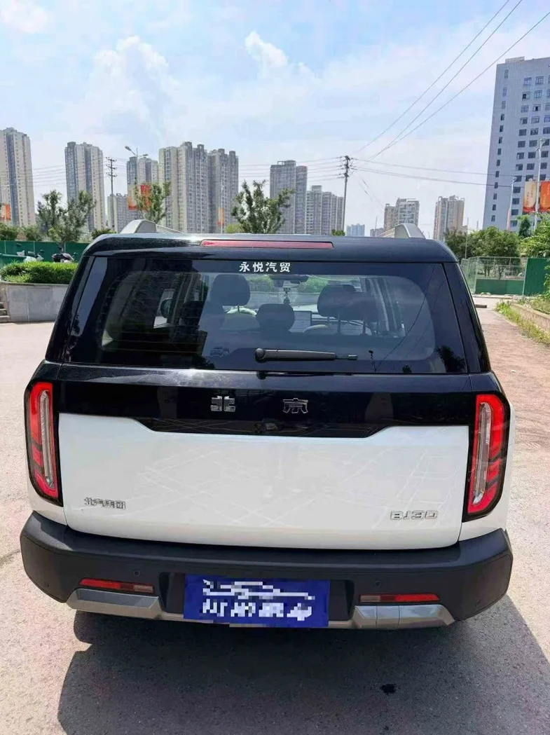 北京BJ30 后面外观三
