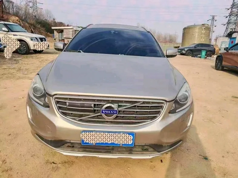 16年沃尔沃XC60 2.0T四驱高配