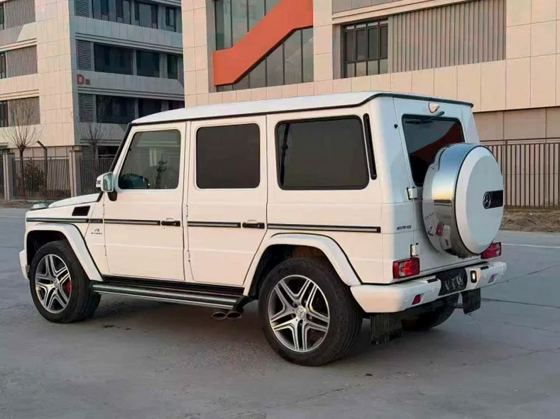 奔驰G 后面外观三