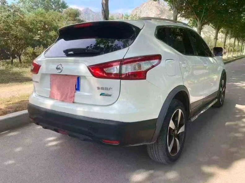 日产逍客 驾驶室