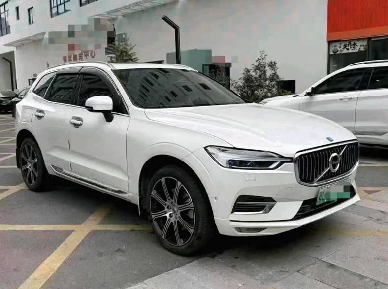 沃尔沃XC60 正面外观三