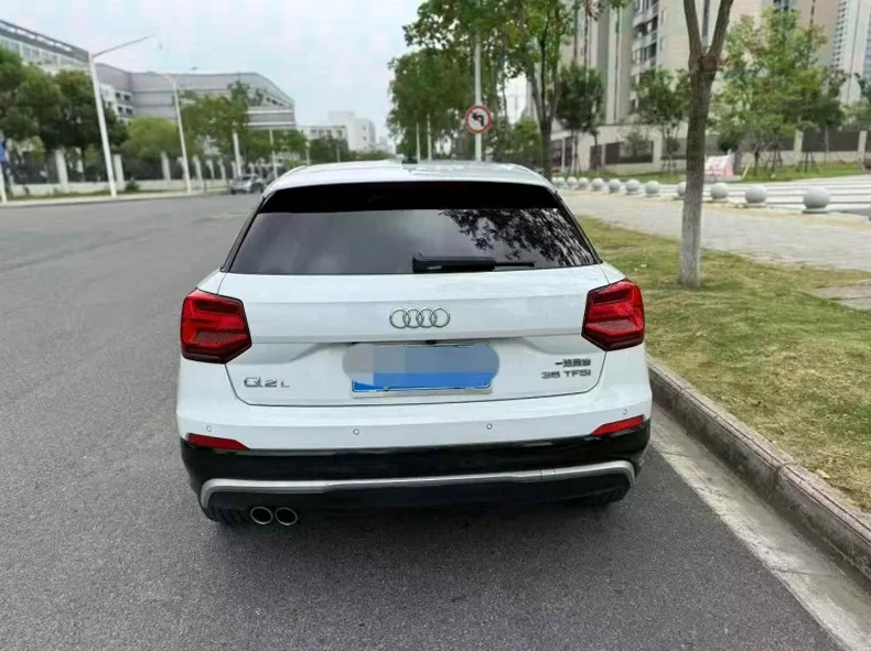 奥迪Q2 驾驶室